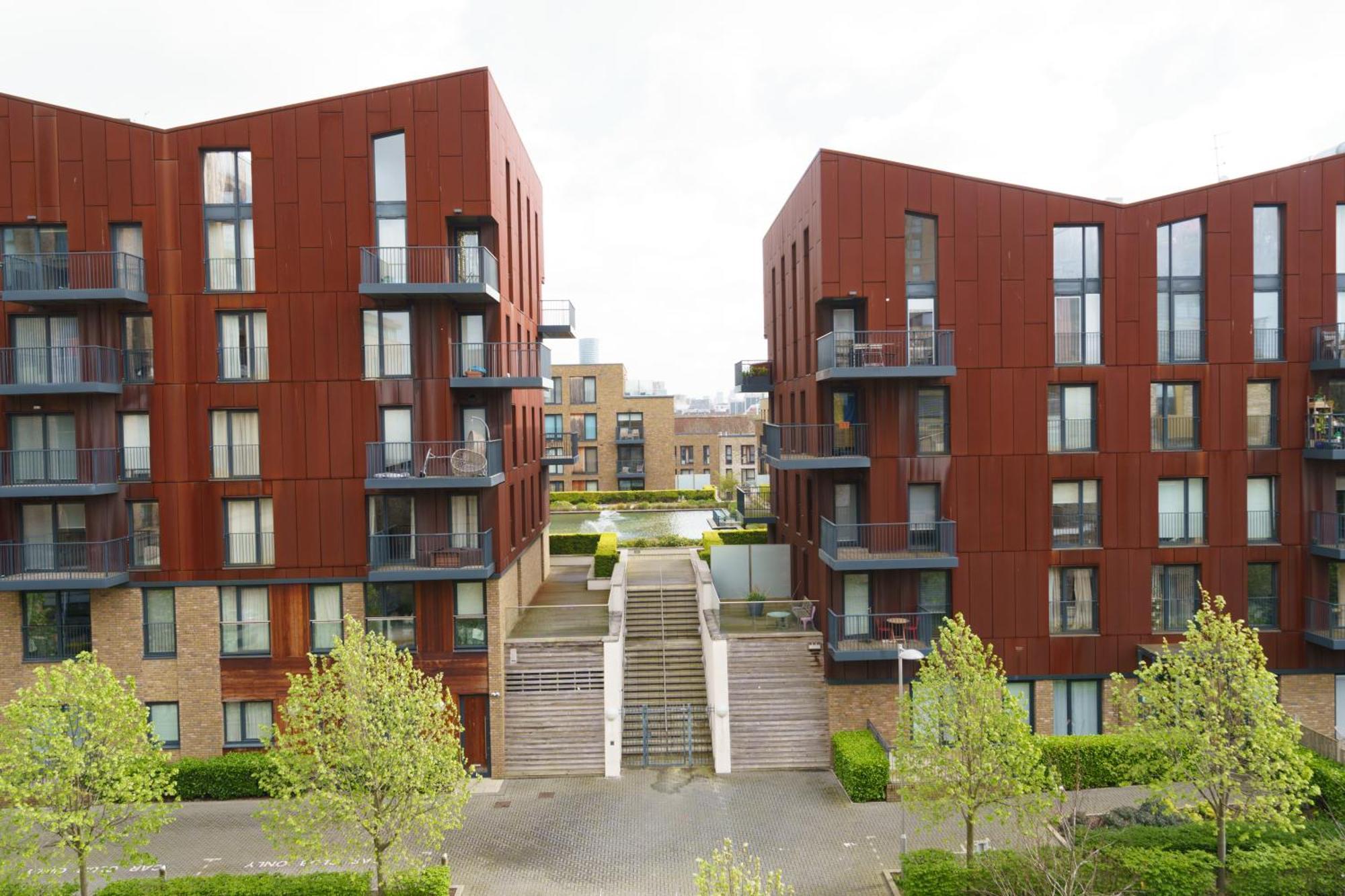 Stylish Surrey Quays Apartment - 10 Mins From Station Лондон Екстер'єр фото