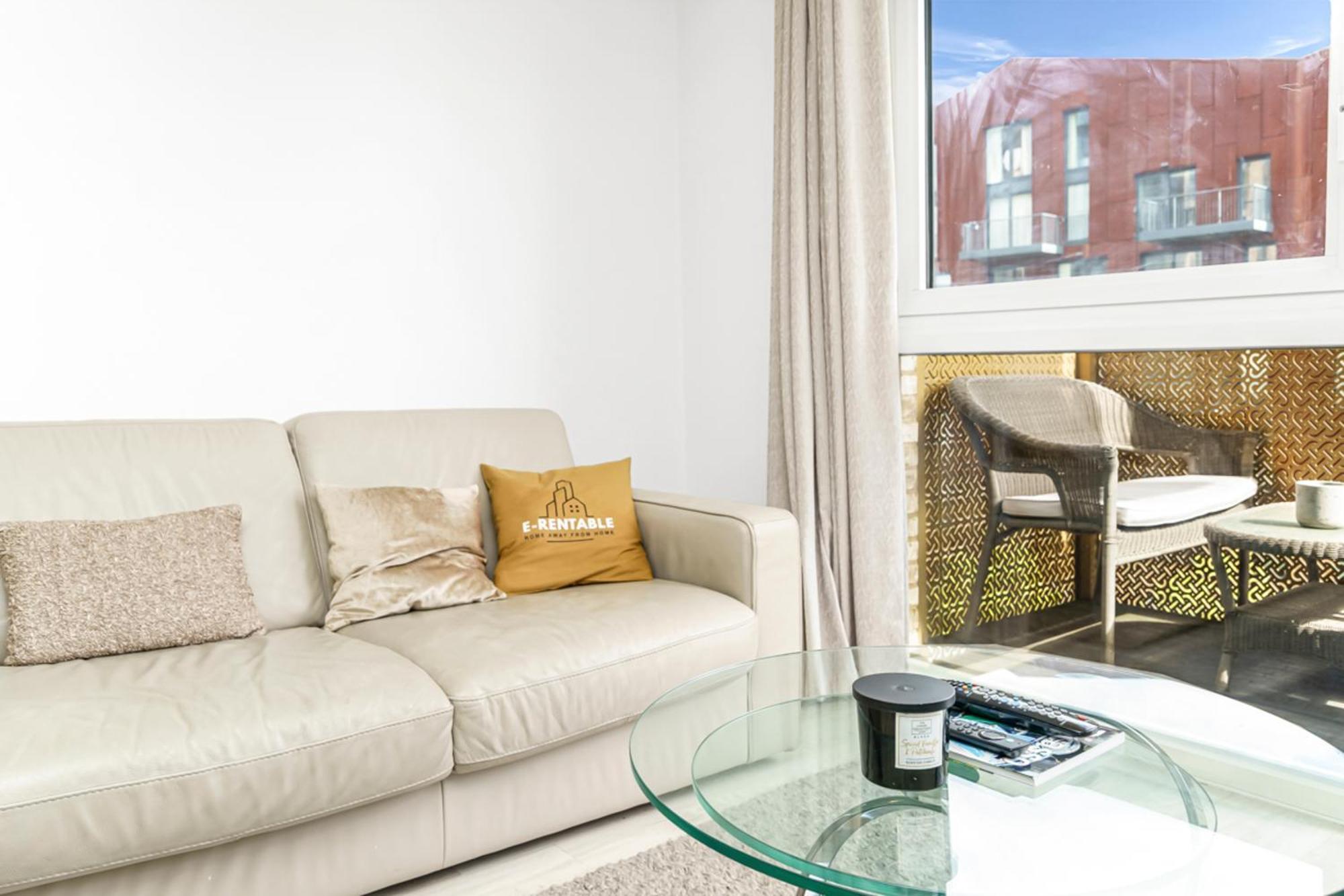 Stylish Surrey Quays Apartment - 10 Mins From Station Лондон Екстер'єр фото