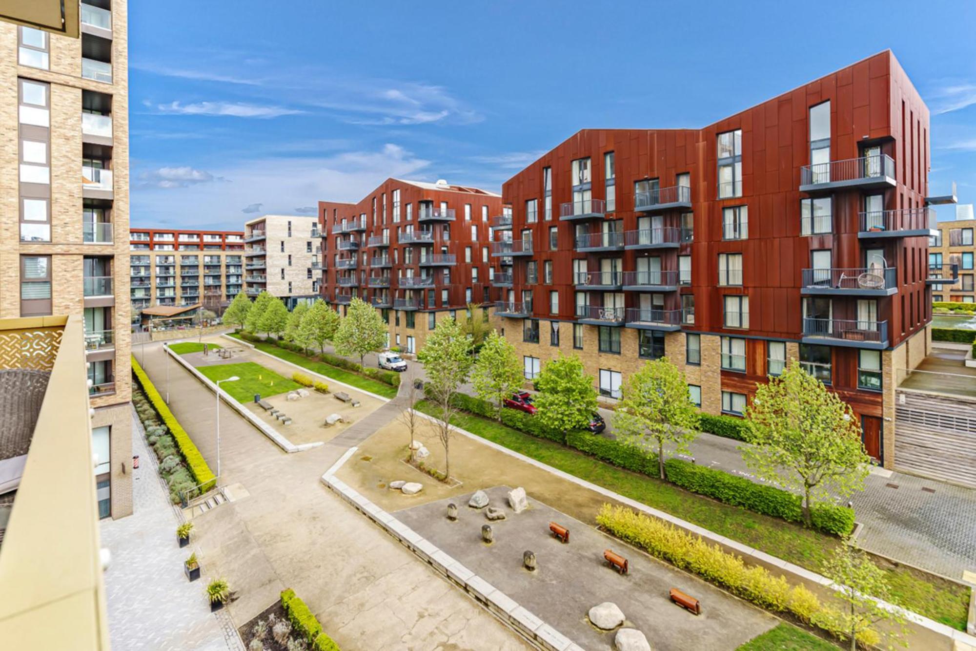 Stylish Surrey Quays Apartment - 10 Mins From Station Лондон Екстер'єр фото